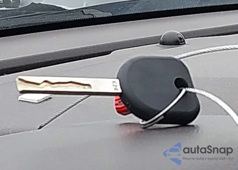 2018 Chevrolet Silverado 1500 1Lt z USA, uszkodzony, nr VIN 3GCUKREC5JG186800